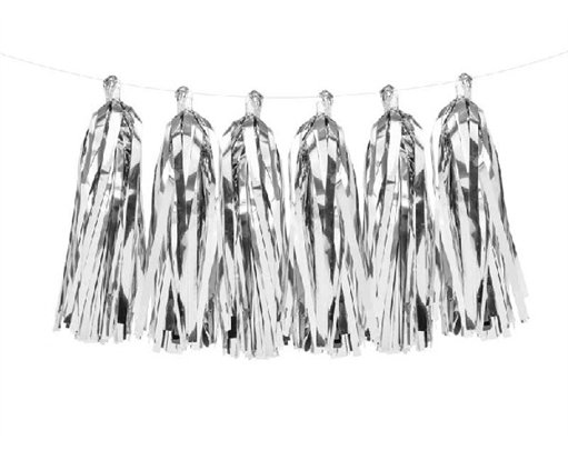 SILVER TASSEL GARLAND