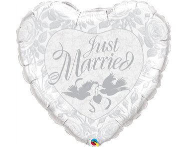36in JUST MARRIED JUMBO FOIL BALLOON