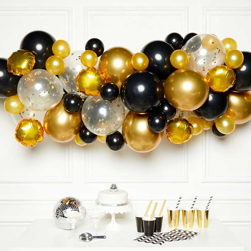 66PC BLACK / GOLD BALLOON GARLAND KIT