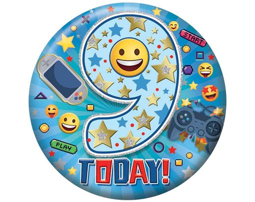 5.5cm AGE 9 MALE BADGE 6S