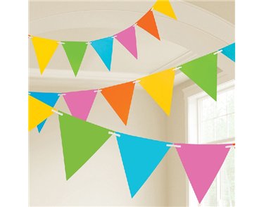 10M PLASTIC MULTI PASTEL PENNENT BANNER