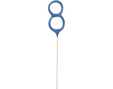 7IN NUMERAL 8 BLUE GLITZ CAKE SPARKLER