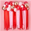 VALENTINE BALLOON & STREAMER BACKDROP SET