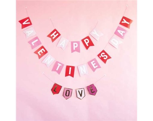 3ft FOIL LOVE PENNANT BANNER
