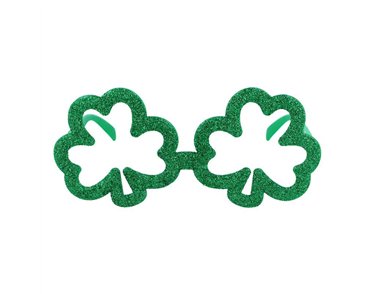 ST PATRICKS DAY SHAMROCK GLITTER GLASSES